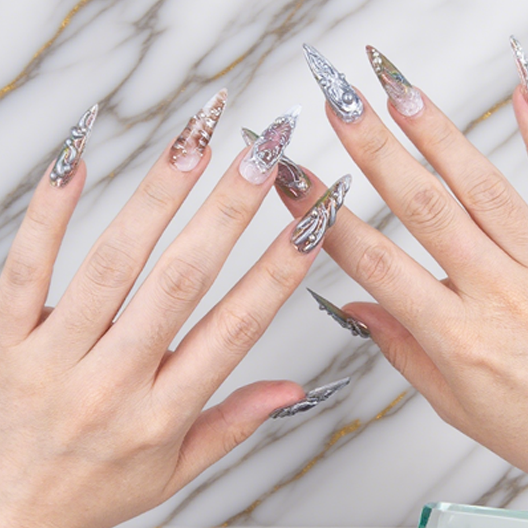 Cyber Bud Nails-Anke Bella
