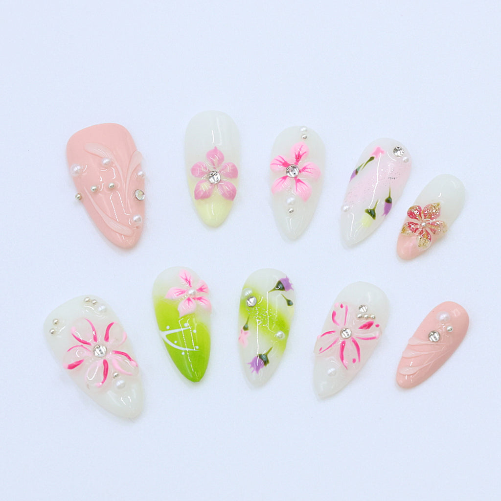 Silk petal nail art - Anke Bella